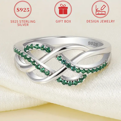 Elegant 925 Sterling Silvery Ring with Emerald