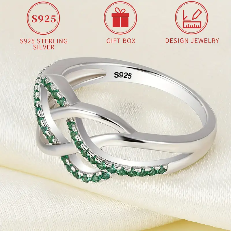 Elegant 925 Sterling Silvery Ring with Emerald